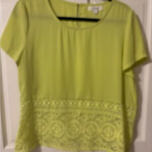 UMGEE like new lime green tunic top w/accent at waist, sz L